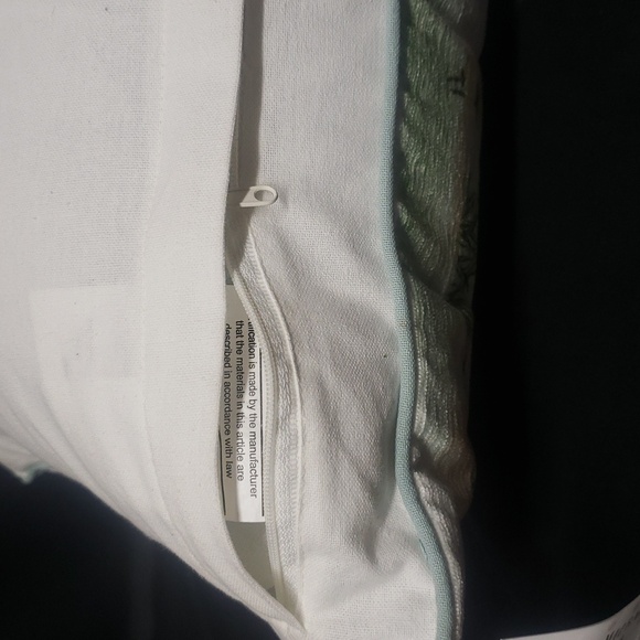 Isaac Mizrahi NWT Multicolor Floral with Bunny on Scooter Pillow - Picture 7 of 7